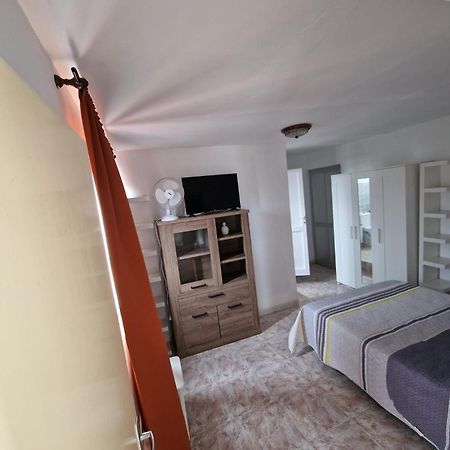 Apartamento La Roca Con Buena Ubicacion プエルト・デ・ラ・クルス エクステリア 写真